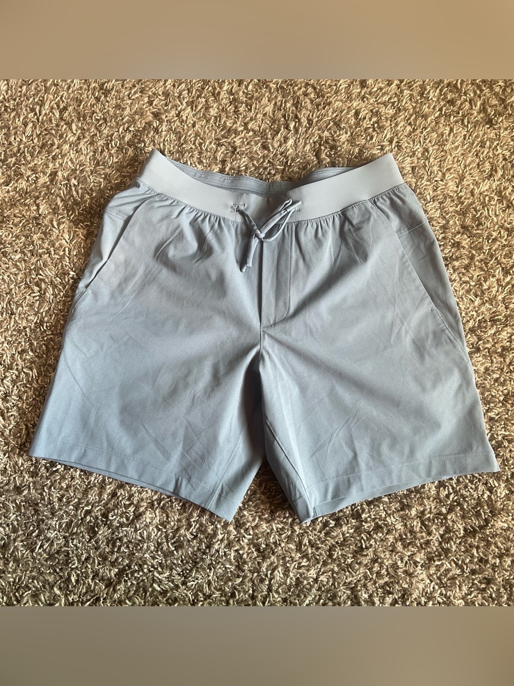 Men's lululemon Light Gray Performance Drawstring Shorts